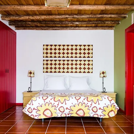 Casa Da Padeira - Alojamento de Turismo Rural Alcobaça